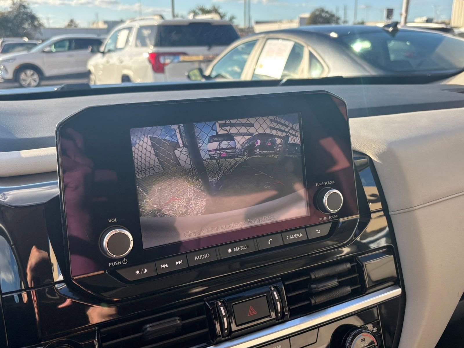 Thumbnail: 2025 Nissan Pathfinder - 17