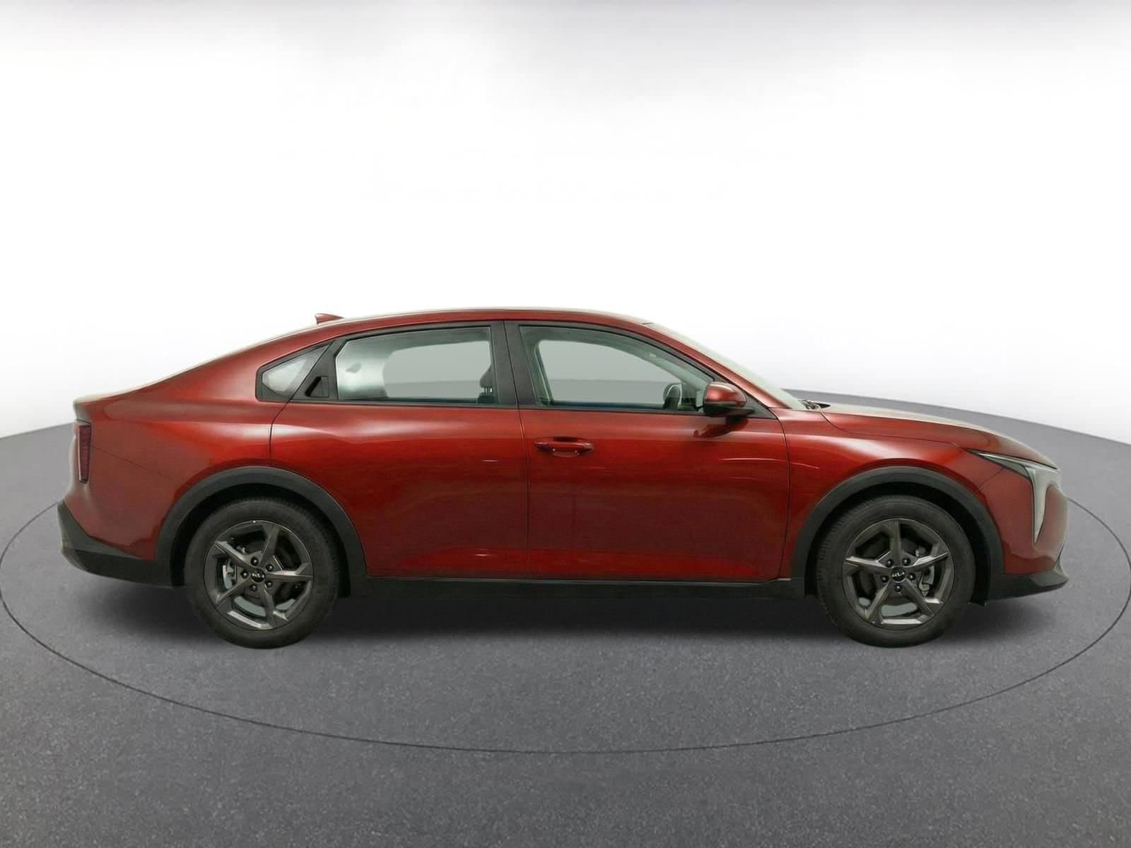 Thumbnail: 2025 Kia K4 - 10