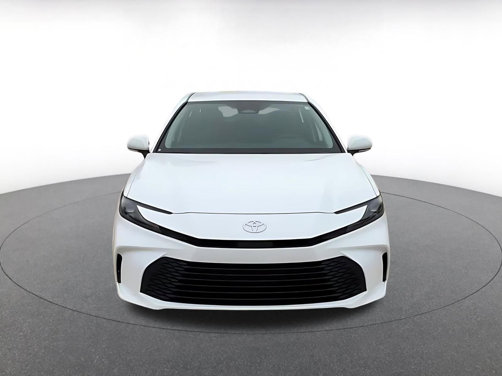 Thumbnail: 2025 Toyota Camry - 4