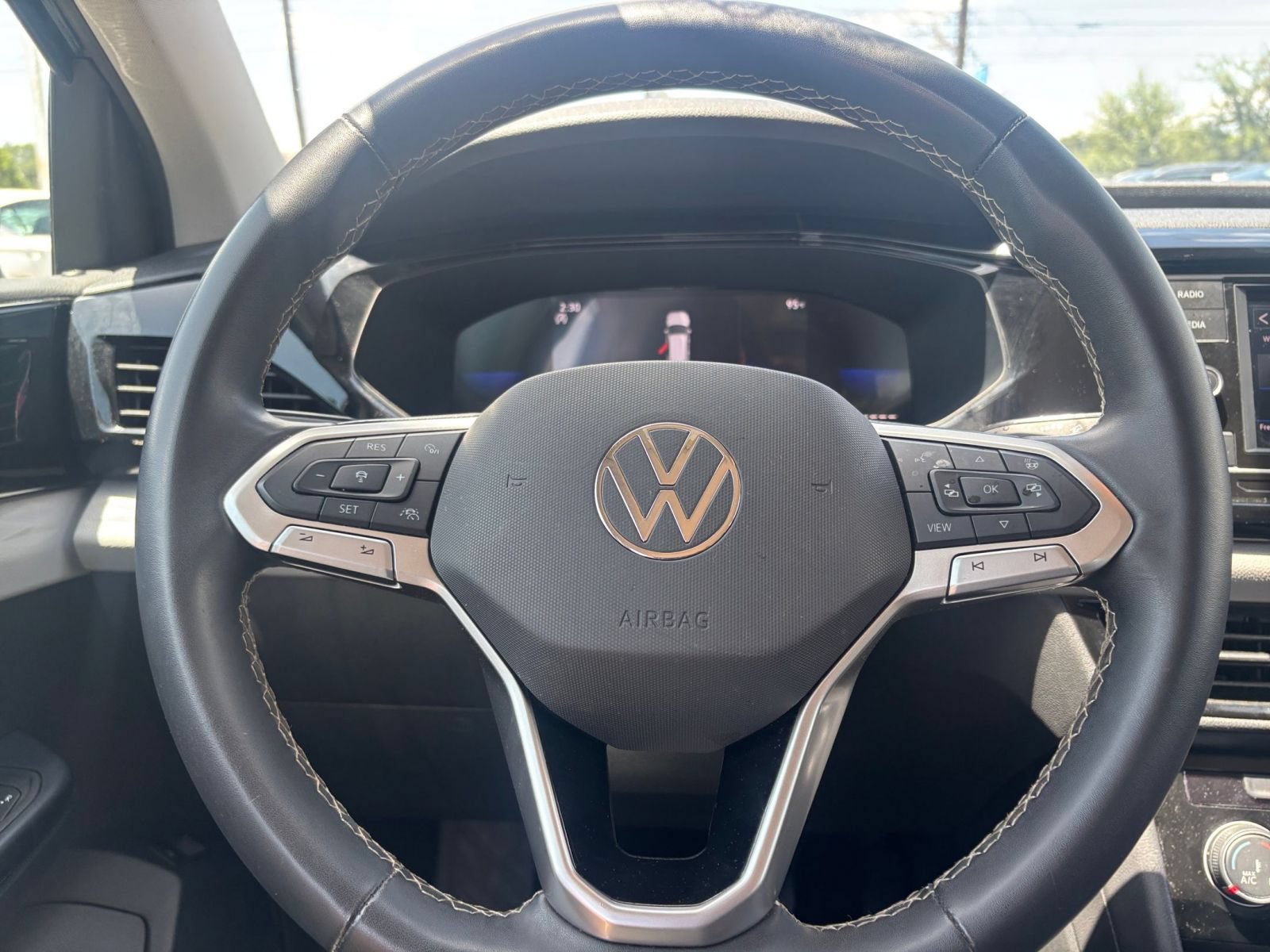 Thumbnail: 2024 Volkswagen Taos - 25