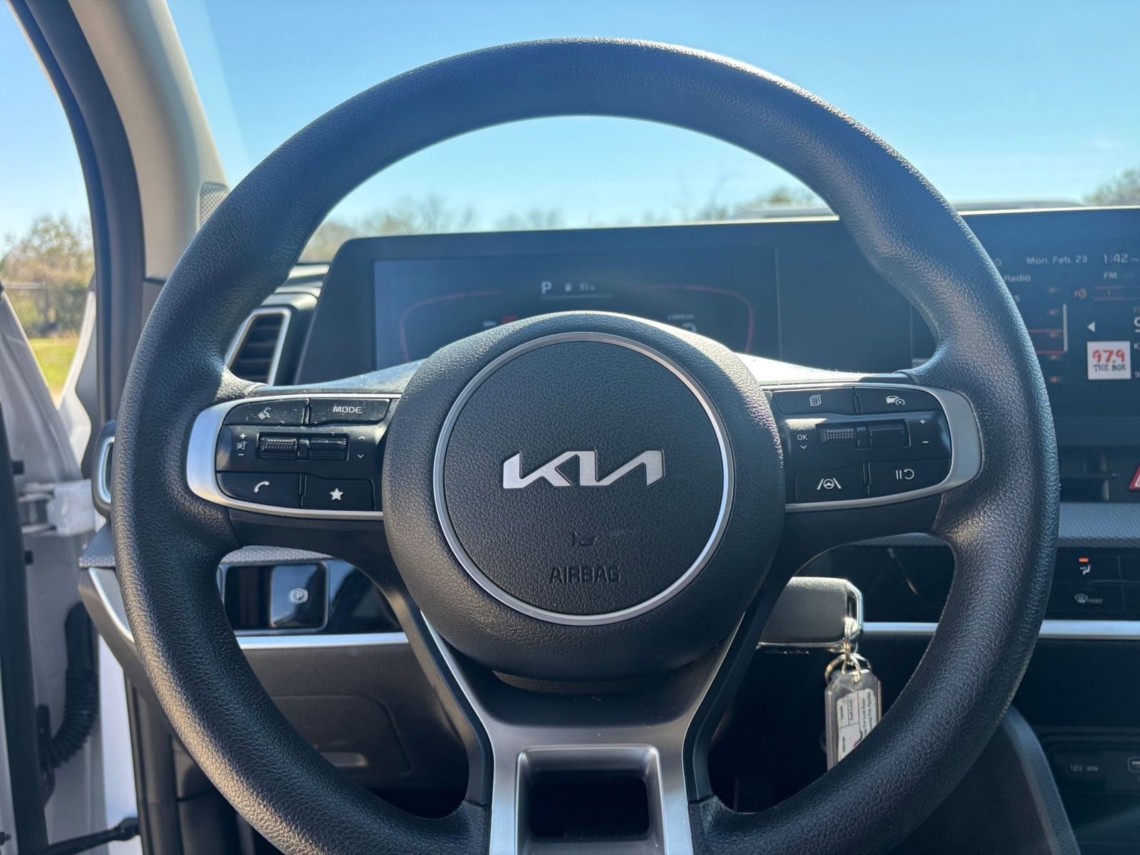 Thumbnail: 2025 Kia Sportage - 25