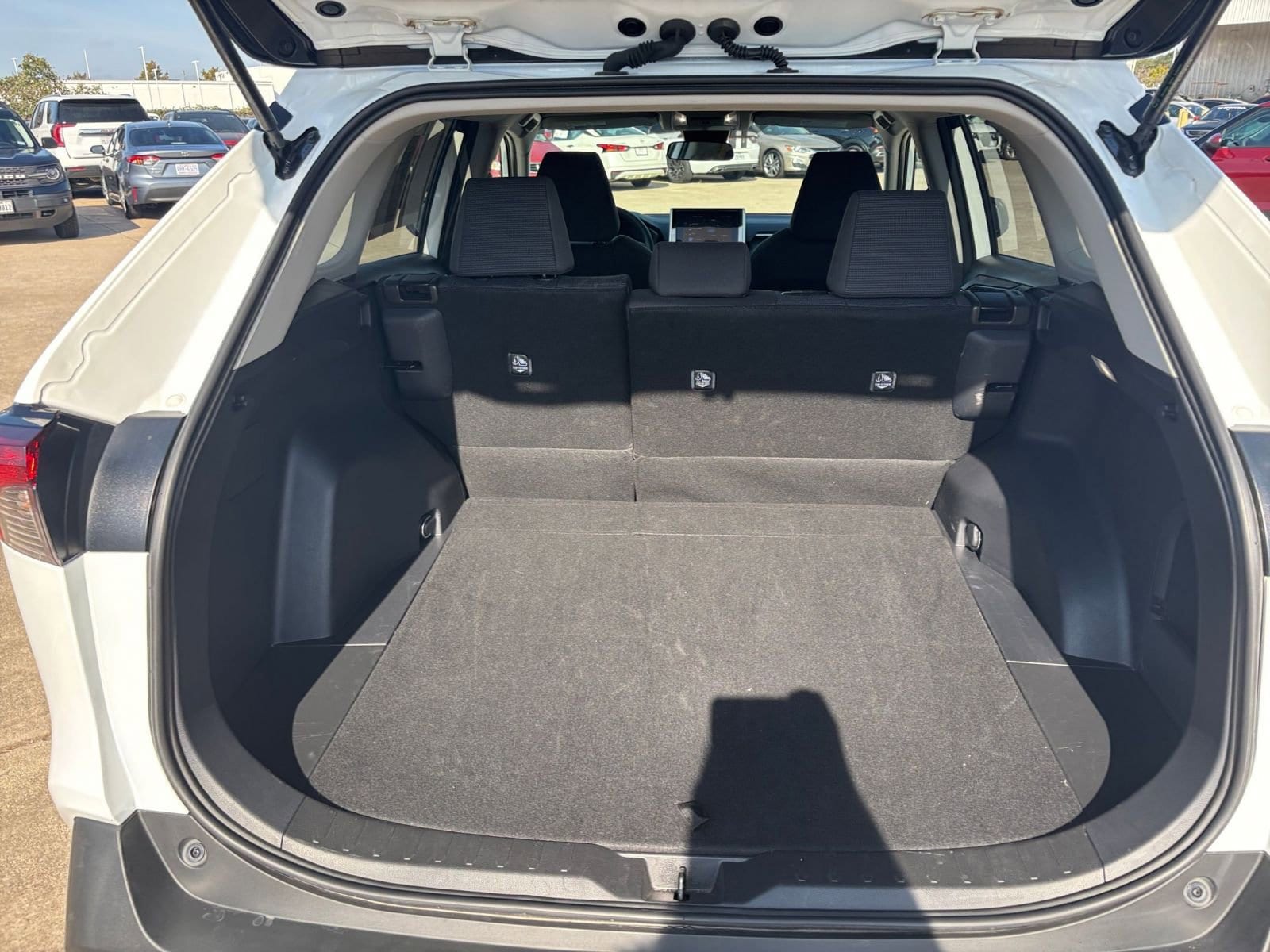 Thumbnail: 2025 Toyota RAV4 - 30