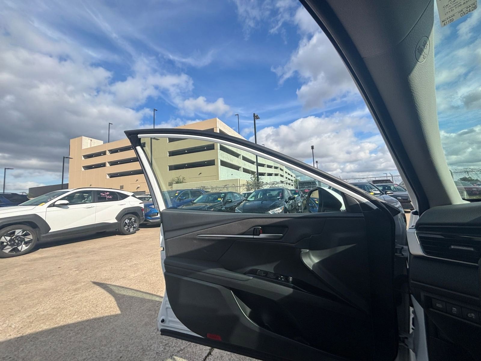 Thumbnail: 2025 Toyota Camry - 20