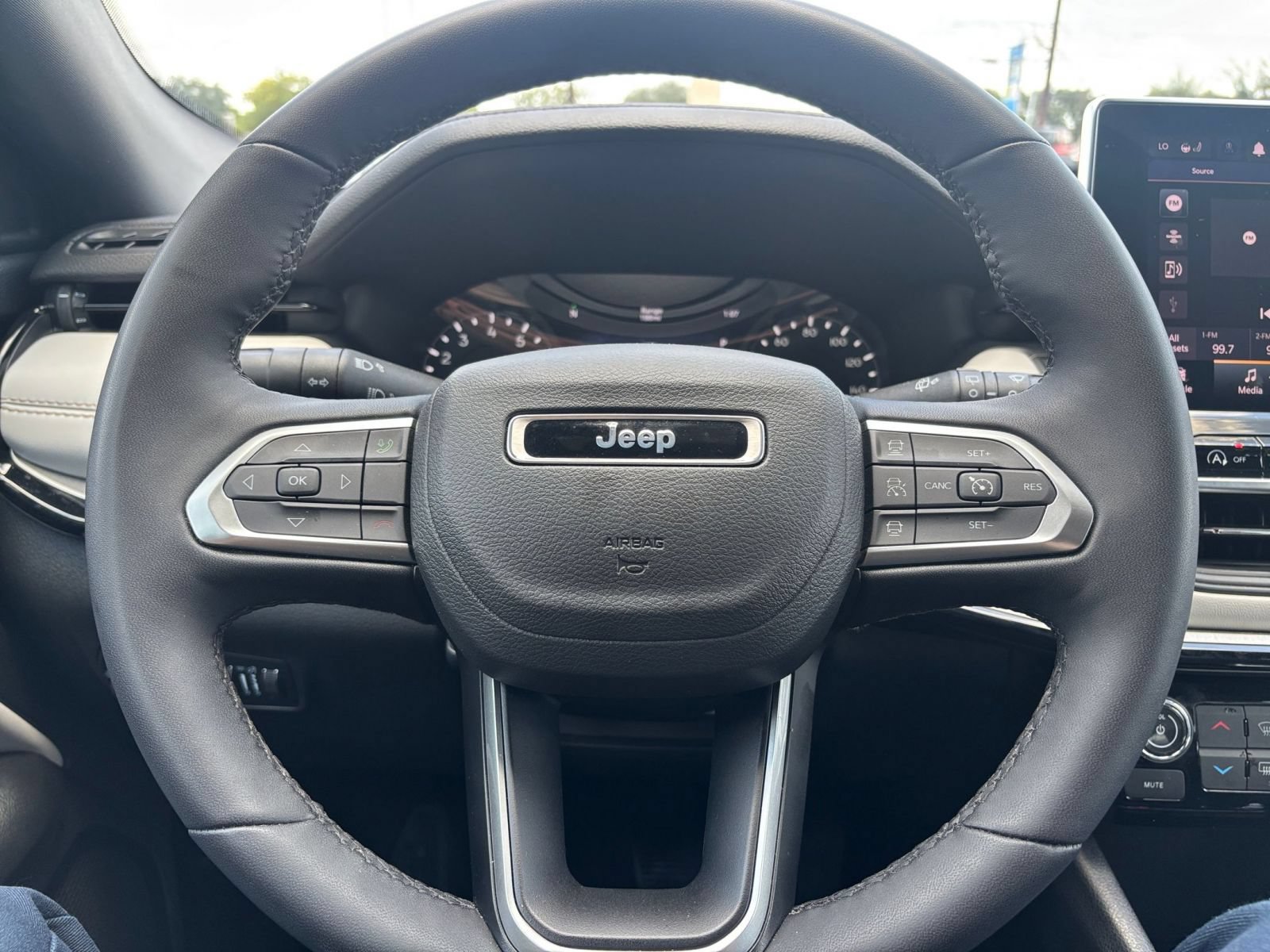 Thumbnail: 2025 Jeep Compass - 24