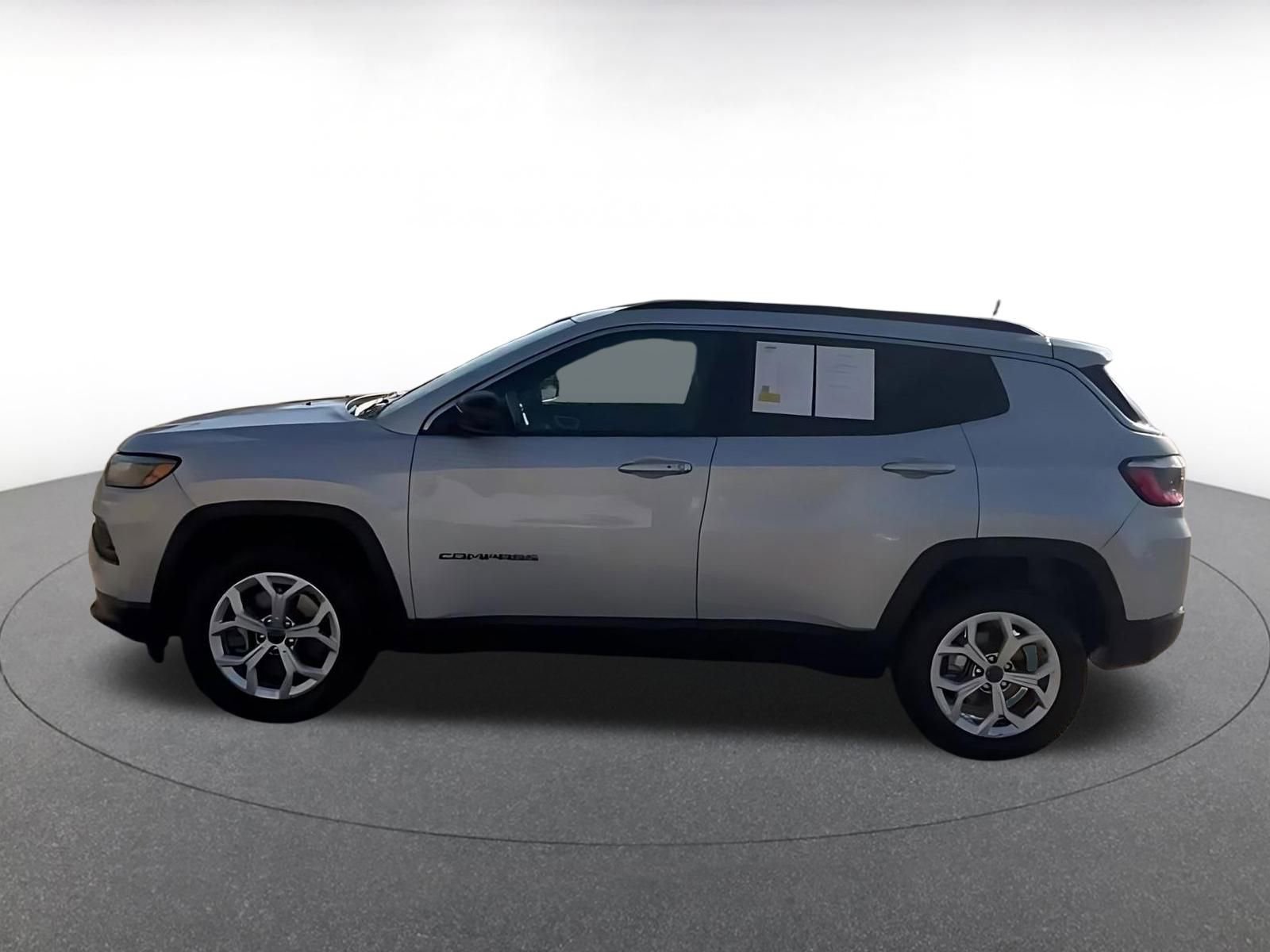 Thumbnail: 2025 Jeep Compass - 10