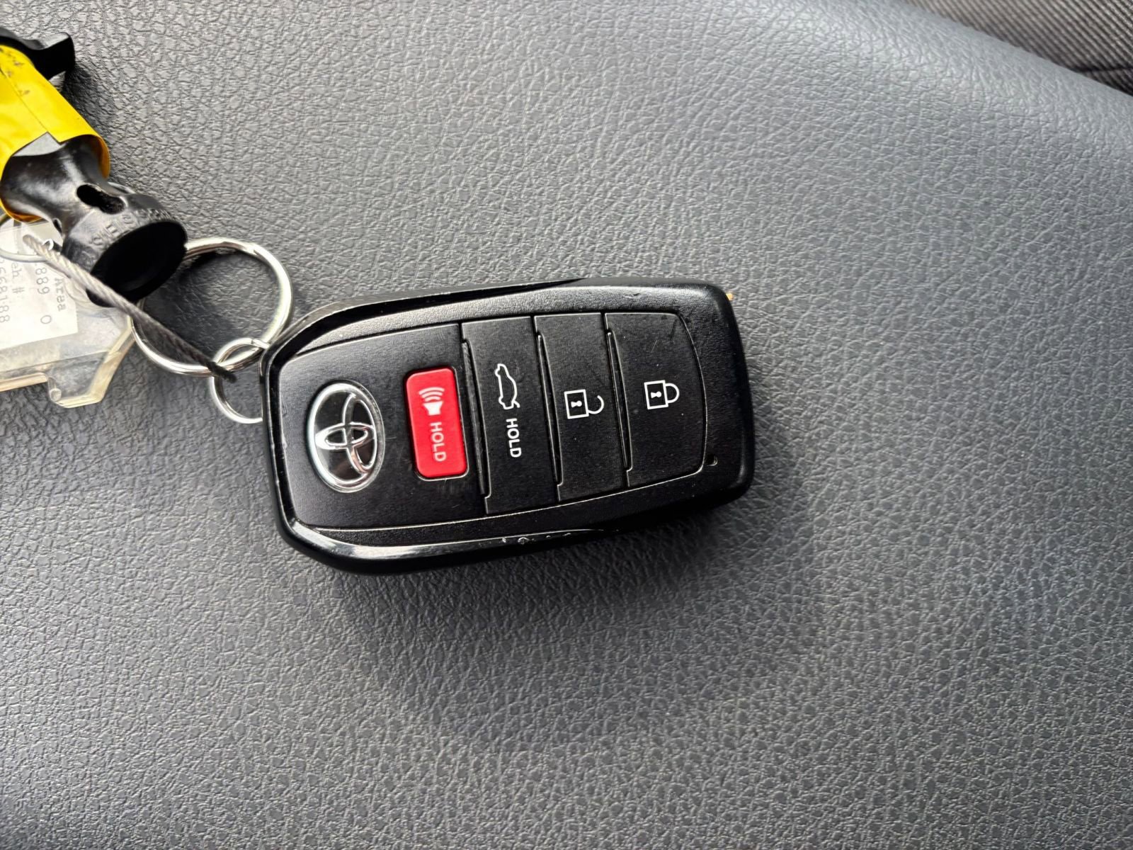 Thumbnail: 2025 Toyota Camry - 22