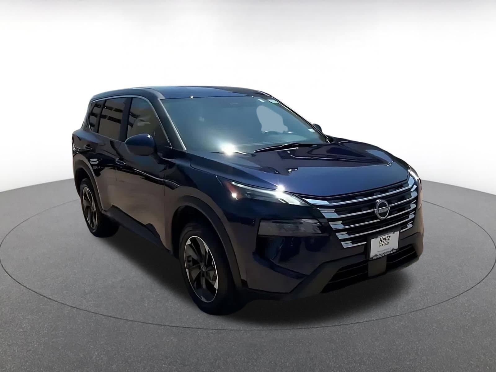 Thumbnail: 2026 Nissan Rogue - 3