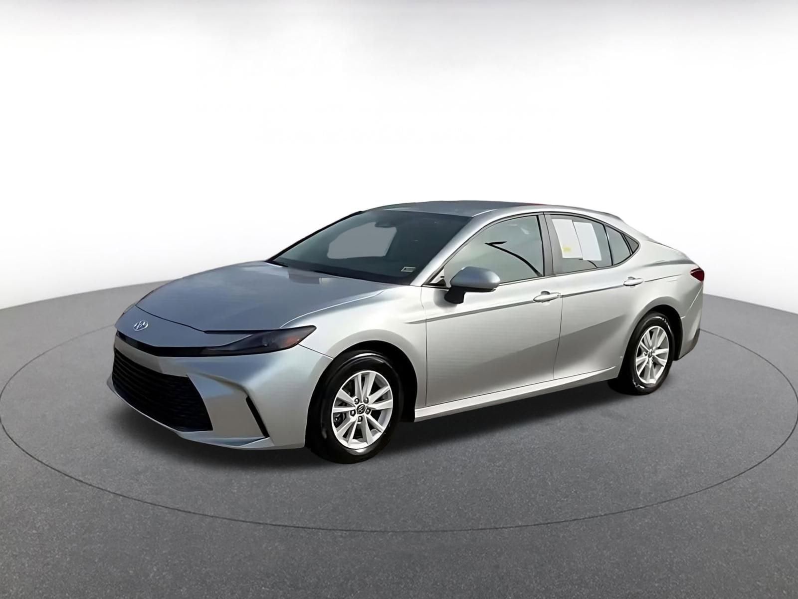 Thumbnail: 2025 Toyota Camry - 8