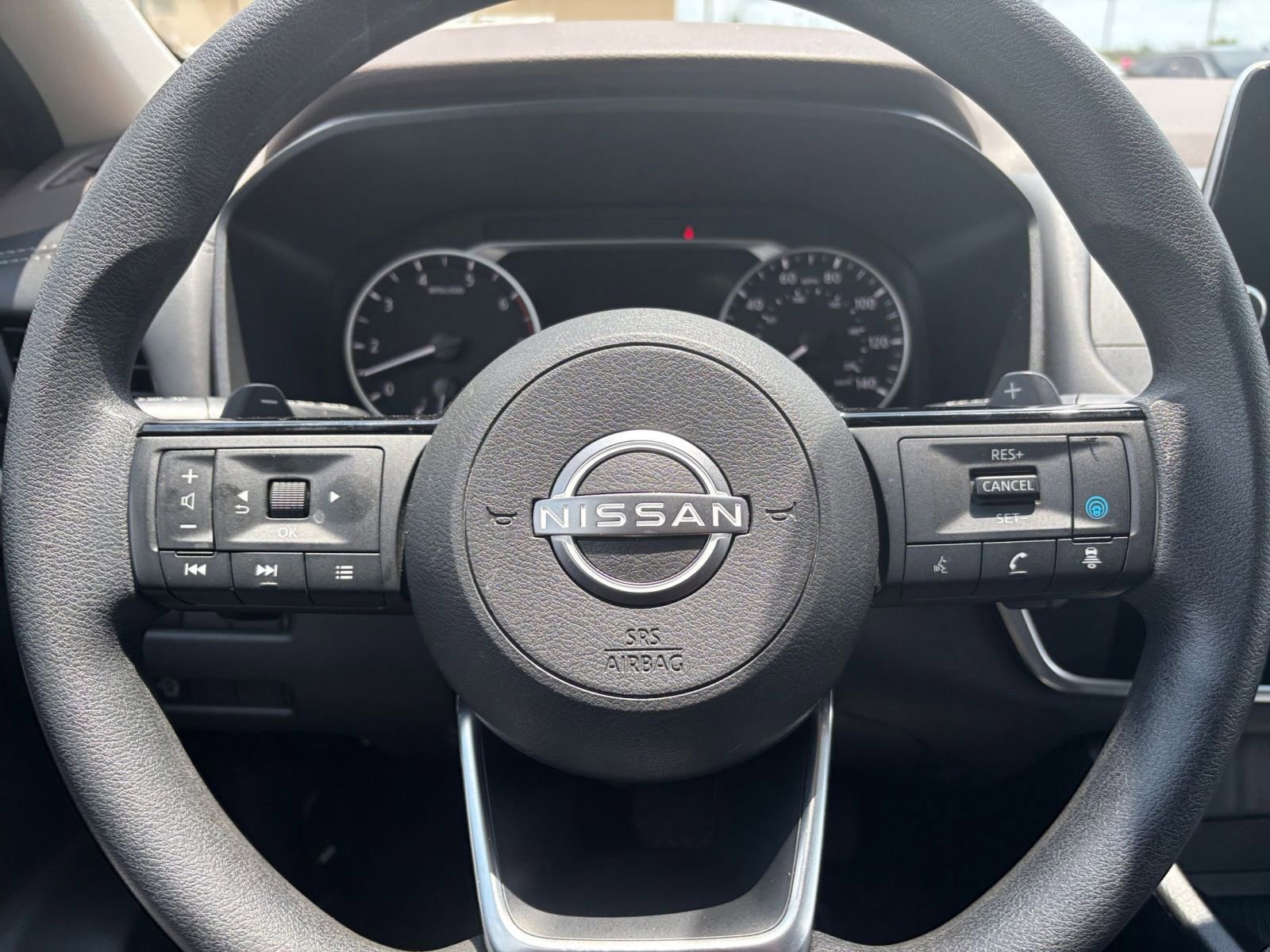 2023 Nissan Rogue SV 23