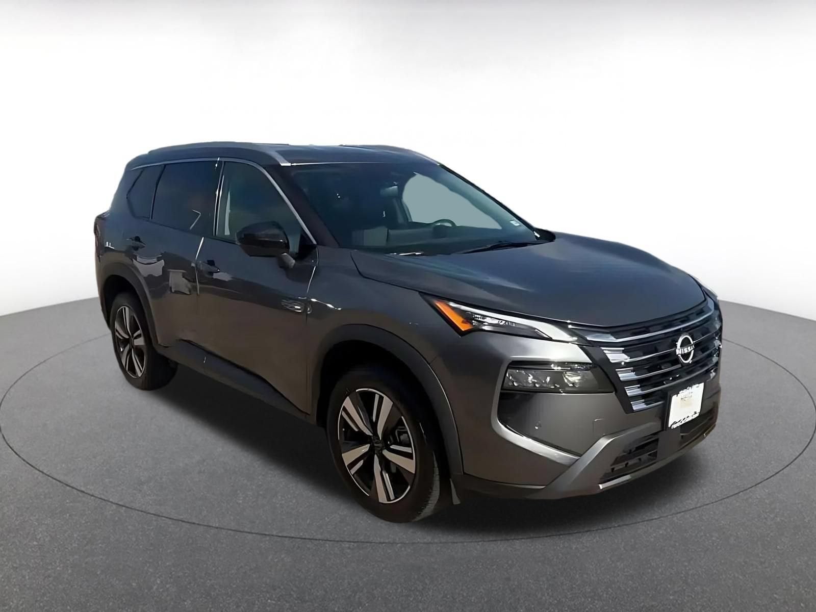 Thumbnail: 2026 Nissan Rogue - 3