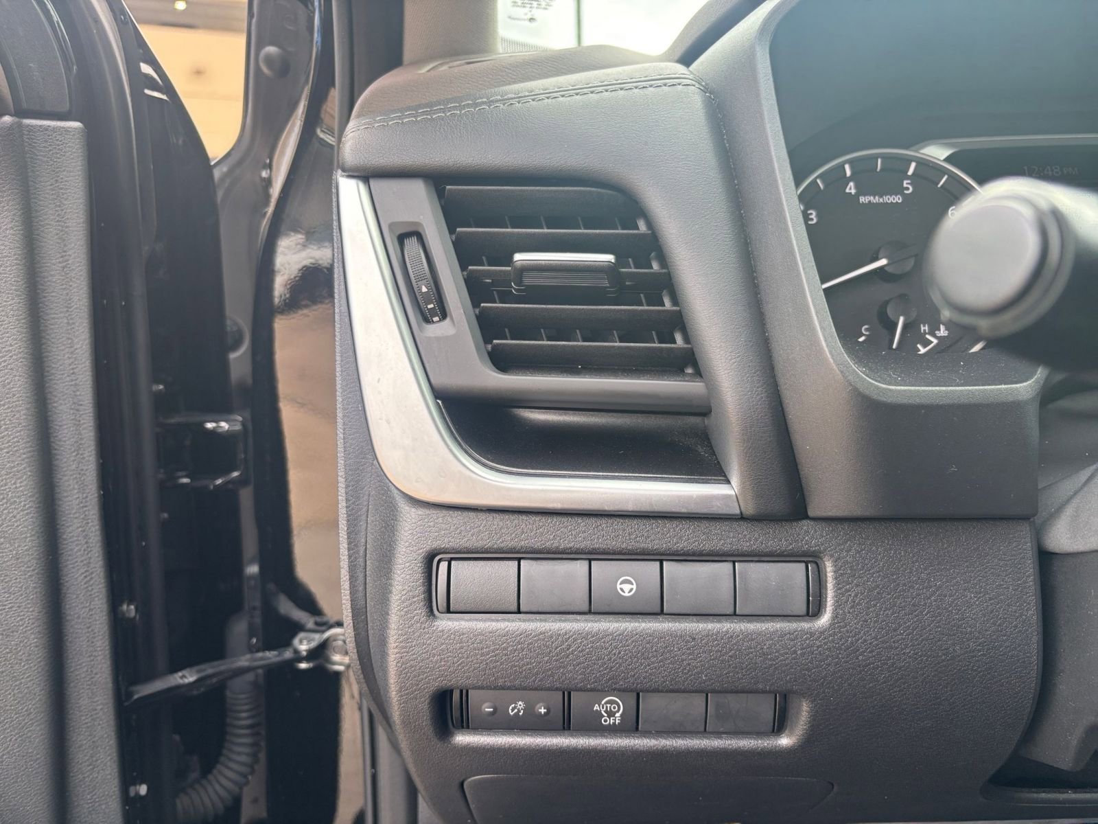 Thumbnail: 2023 Nissan Rogue - 32