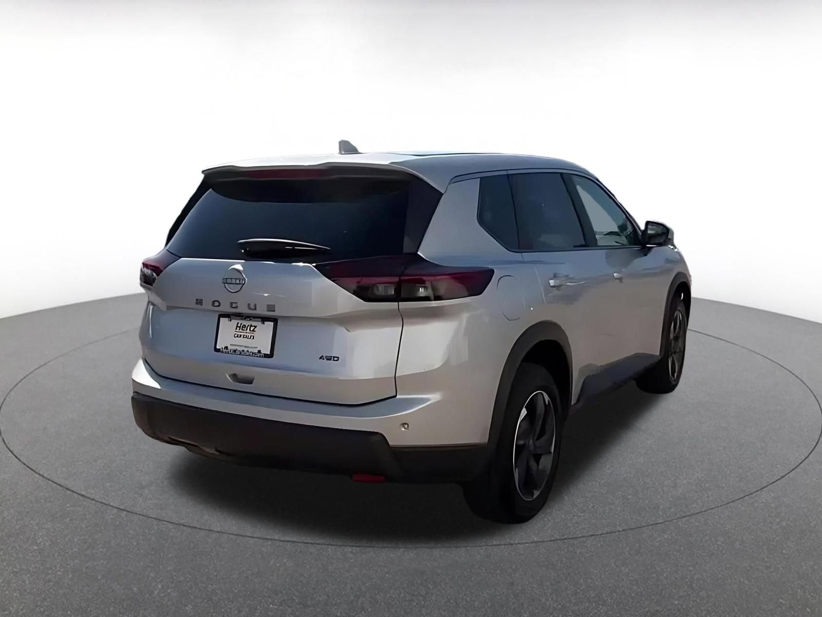 Thumbnail: 2025 Nissan Rogue - 15