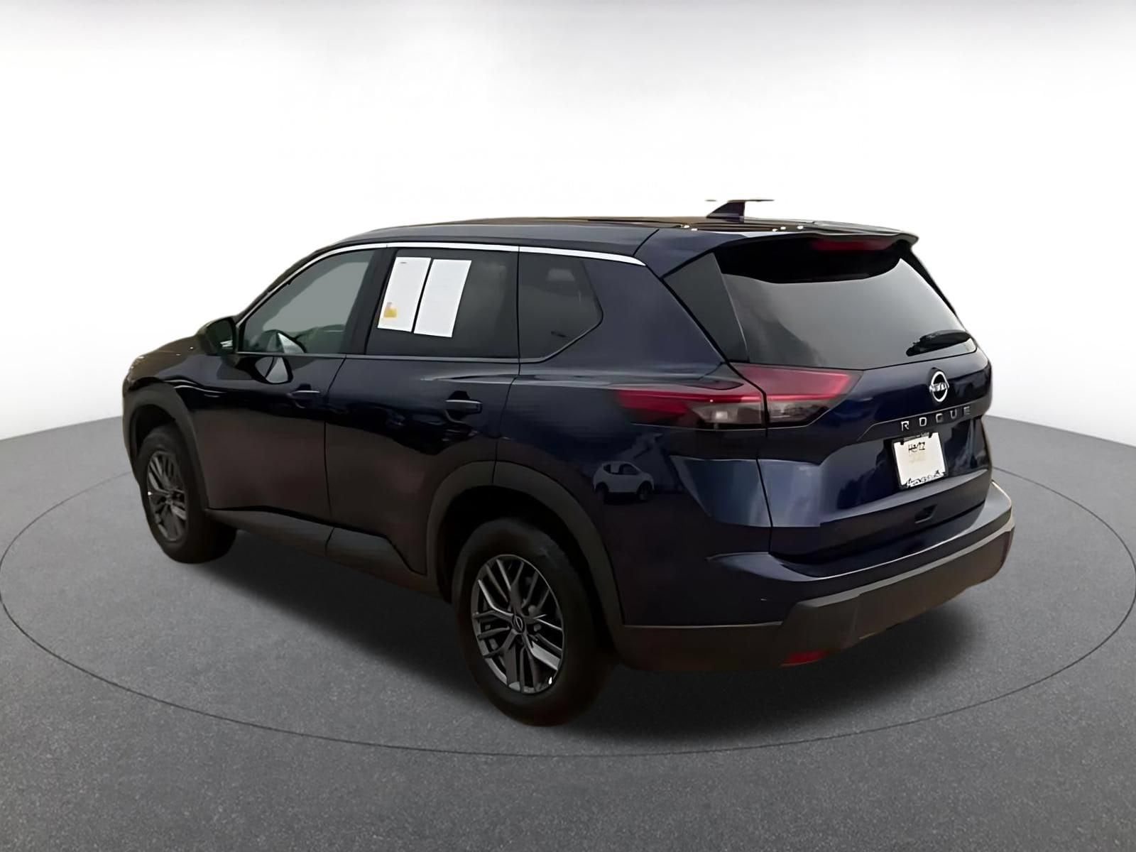 Thumbnail: 2026 Nissan Rogue - 10