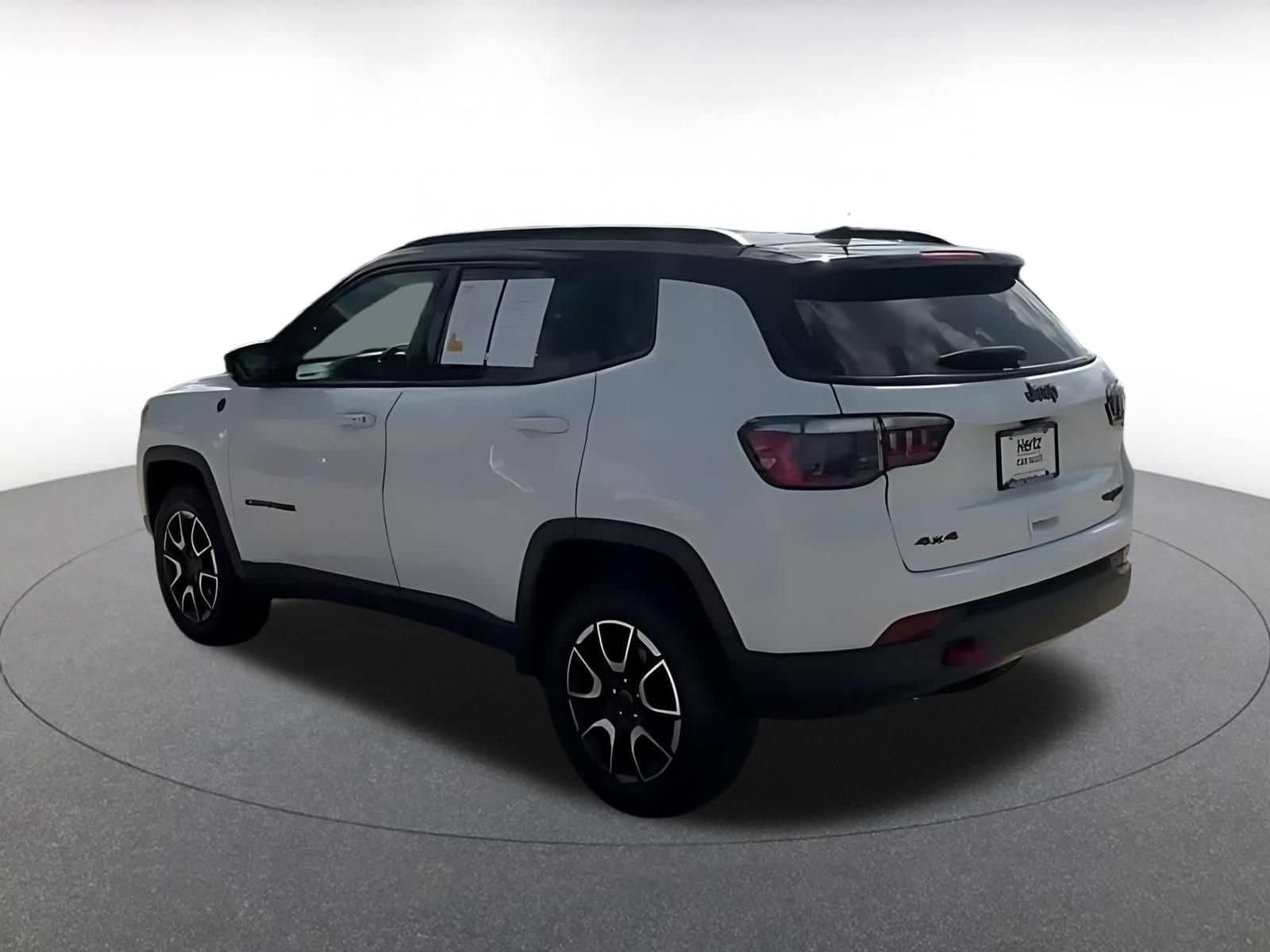 Thumbnail: 2025 Jeep Compass - 8