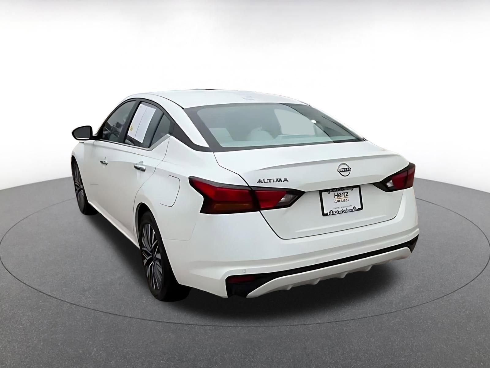 Thumbnail: 2025 Nissan Altima - 11