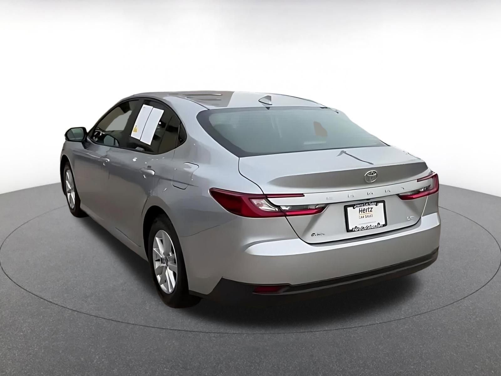 Thumbnail: 2025 Toyota Camry - 11