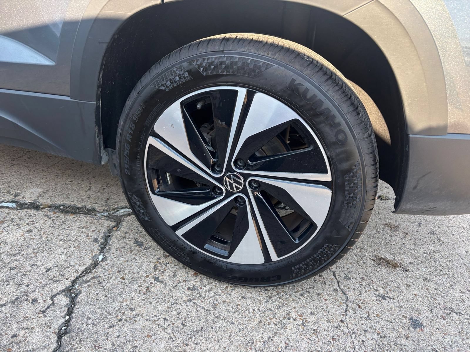 Thumbnail: 2026 Volkswagen Taos - 30
