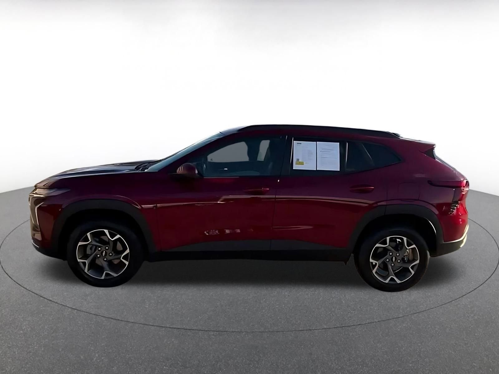 Thumbnail: 2025 Chevrolet Trax - 7