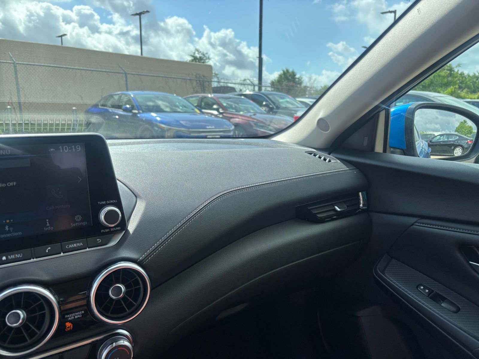 Thumbnail: 2025 Nissan Sentra - 33