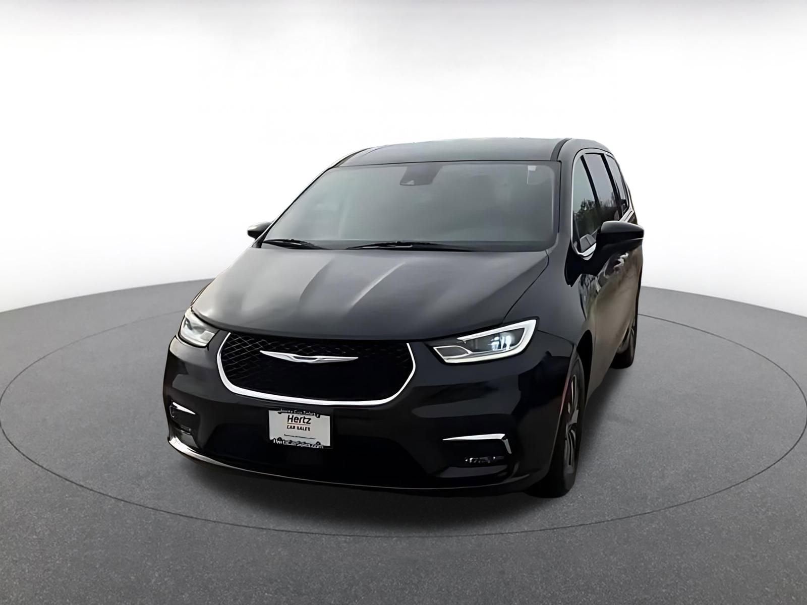 Thumbnail: 2023 Chrysler Pacifica - 7