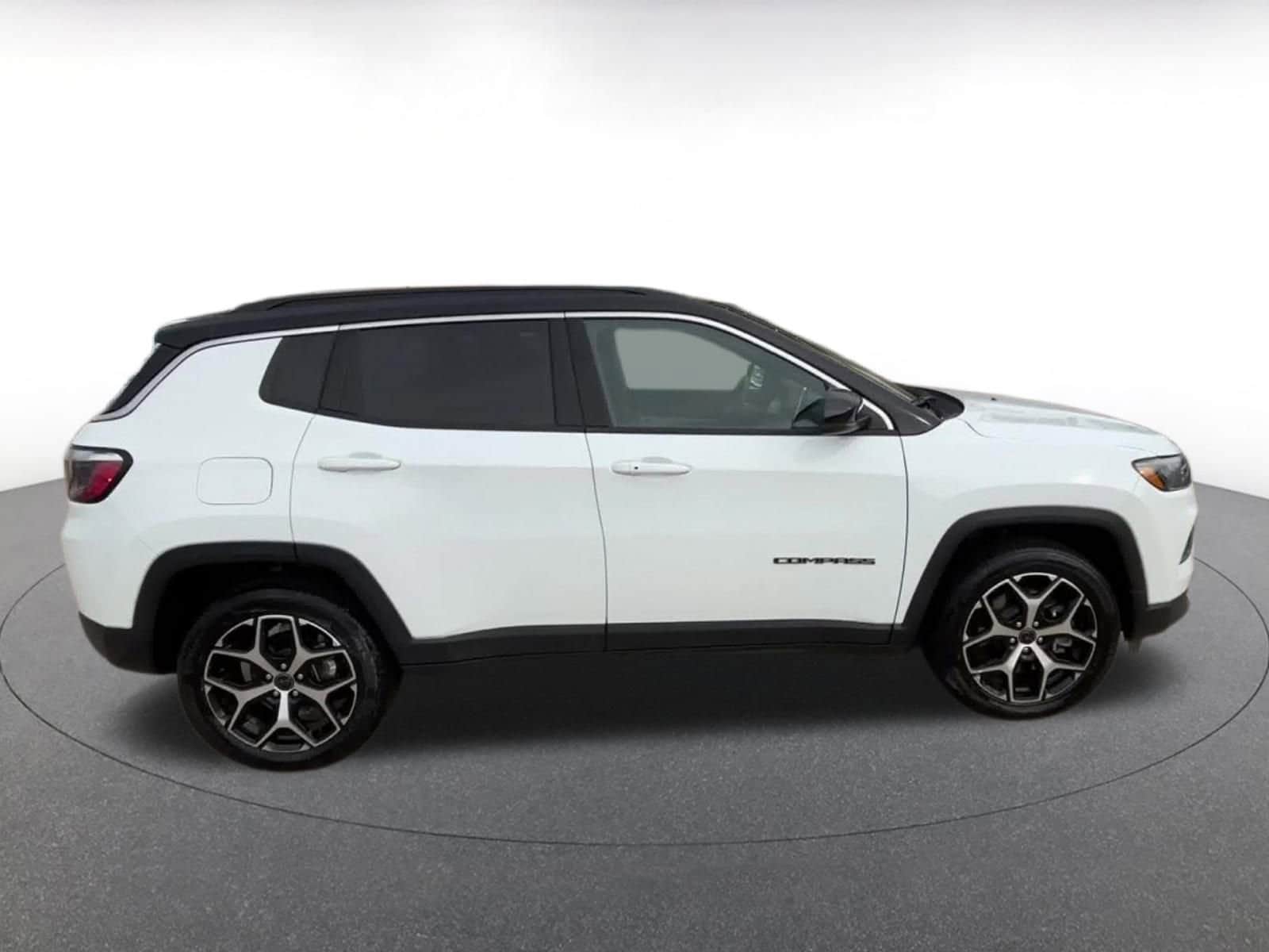 Thumbnail: 2025 Jeep Compass - 16
