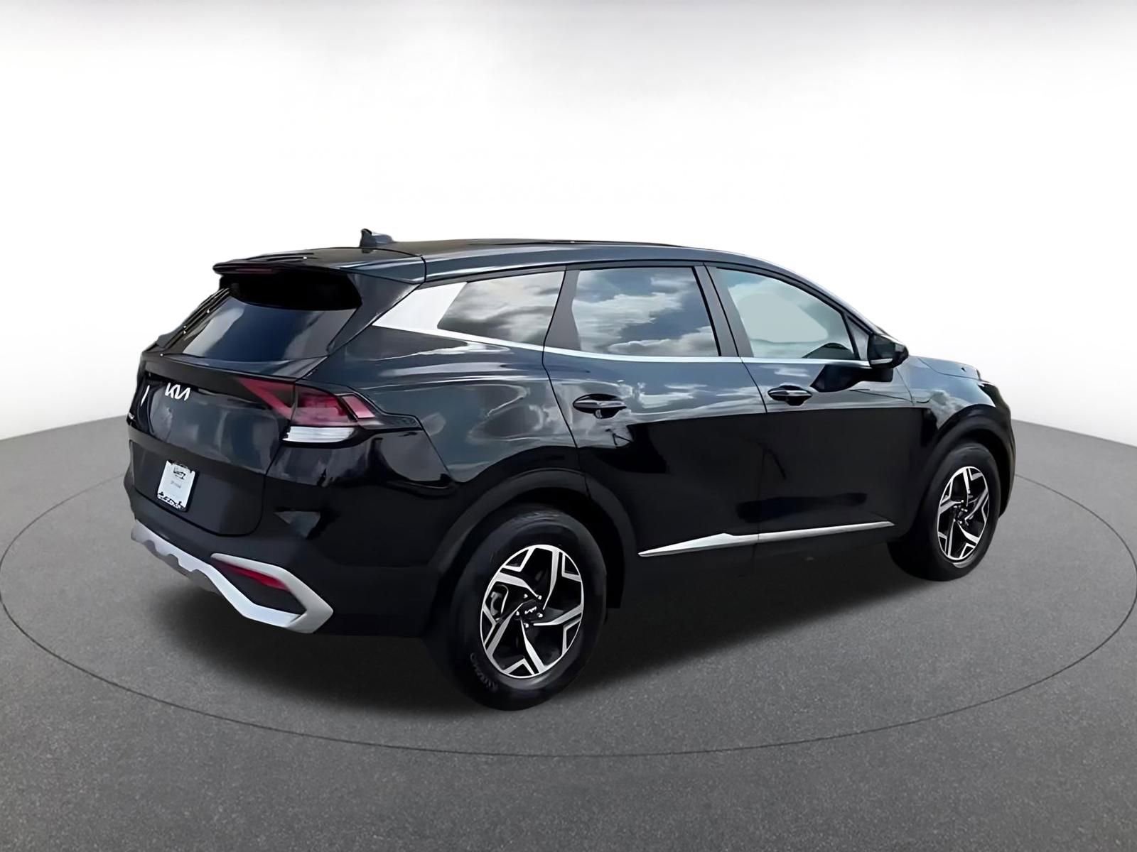 Thumbnail: 2025 Kia Sportage - 15