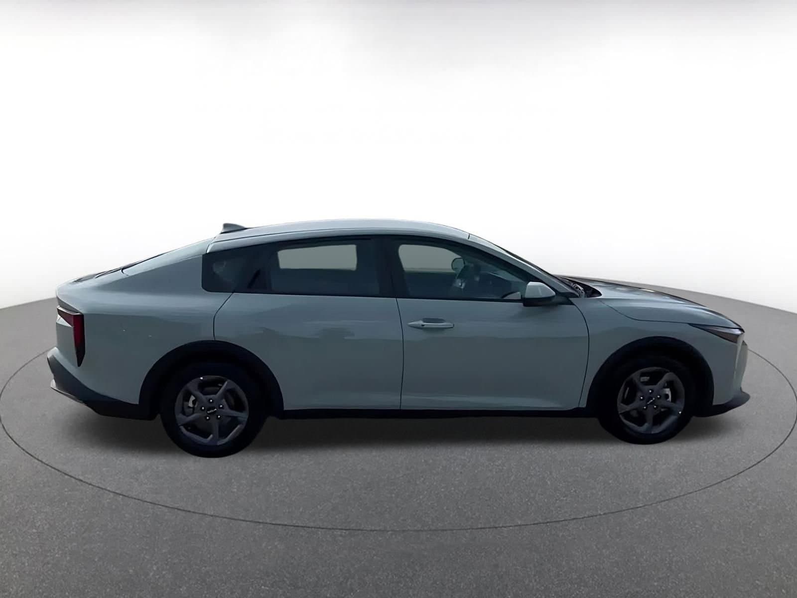 Thumbnail: 2025 Kia K4 - 16