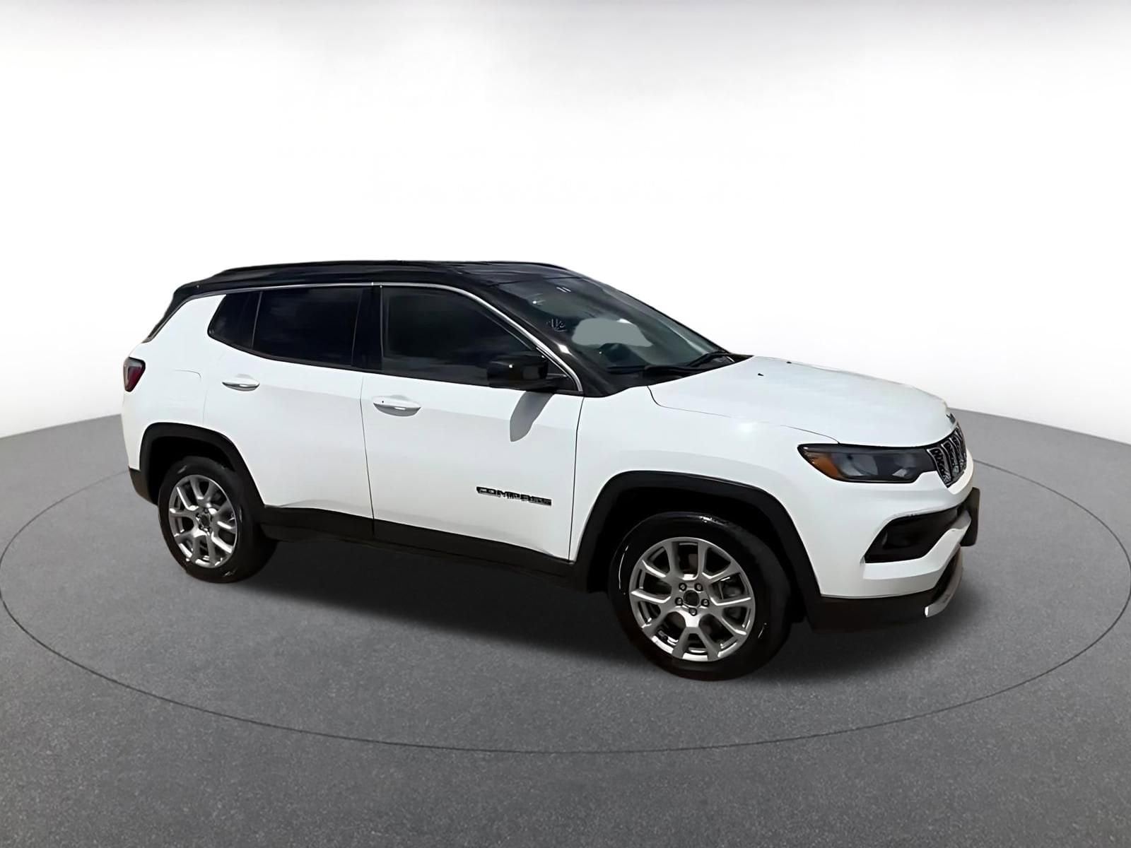 Thumbnail: 2025 Jeep Compass - 2