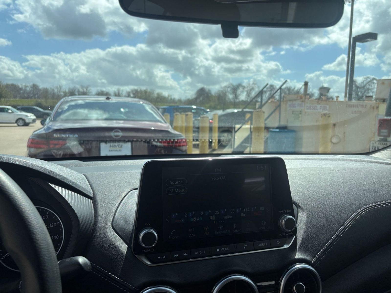 Thumbnail: 2025 Nissan Sentra - 17