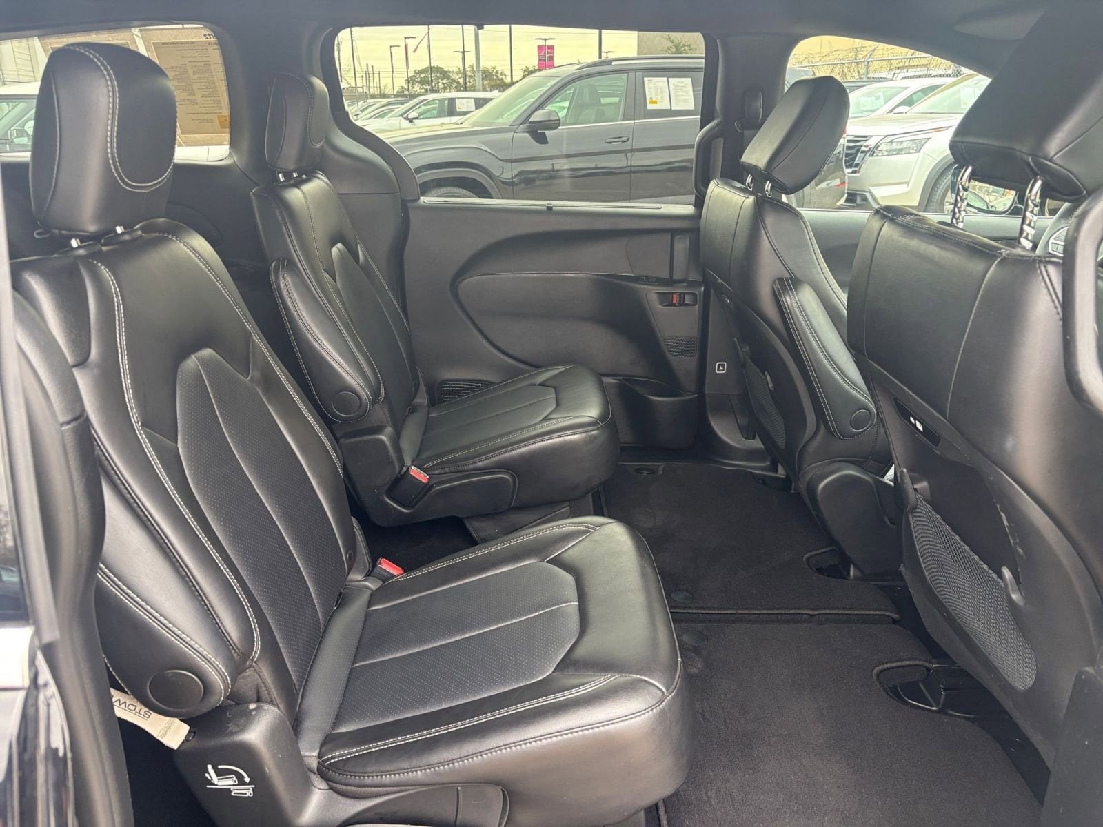 Thumbnail: 2025 Chrysler Pacifica - 28