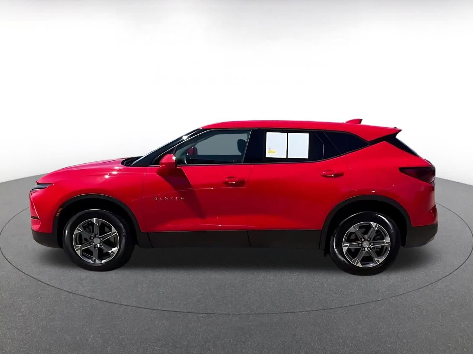 Thumbnail: 2025 Chevrolet Blazer - 4