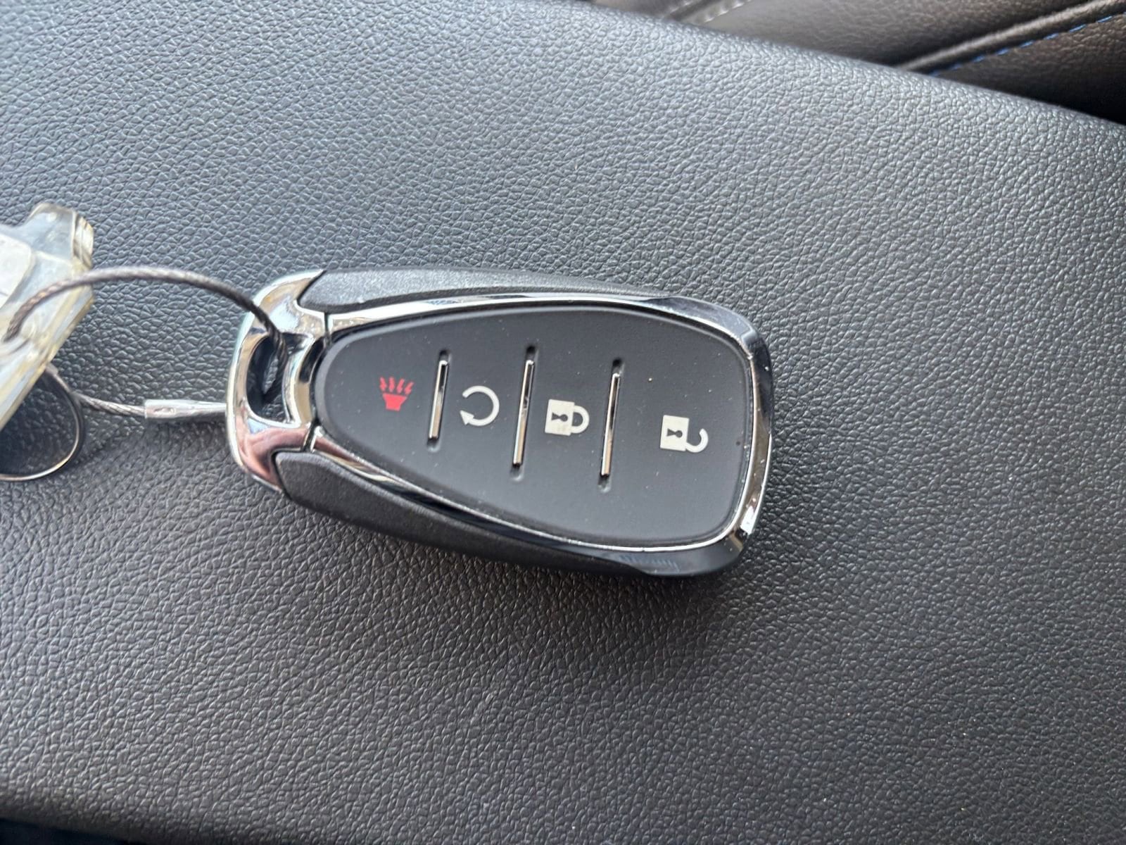 Thumbnail: 2025 Chevrolet Trax - 21