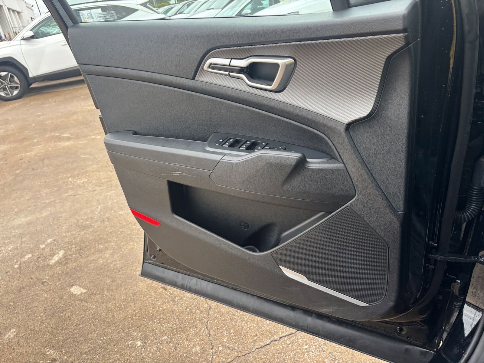 Thumbnail: 2025 Kia Sportage - 18