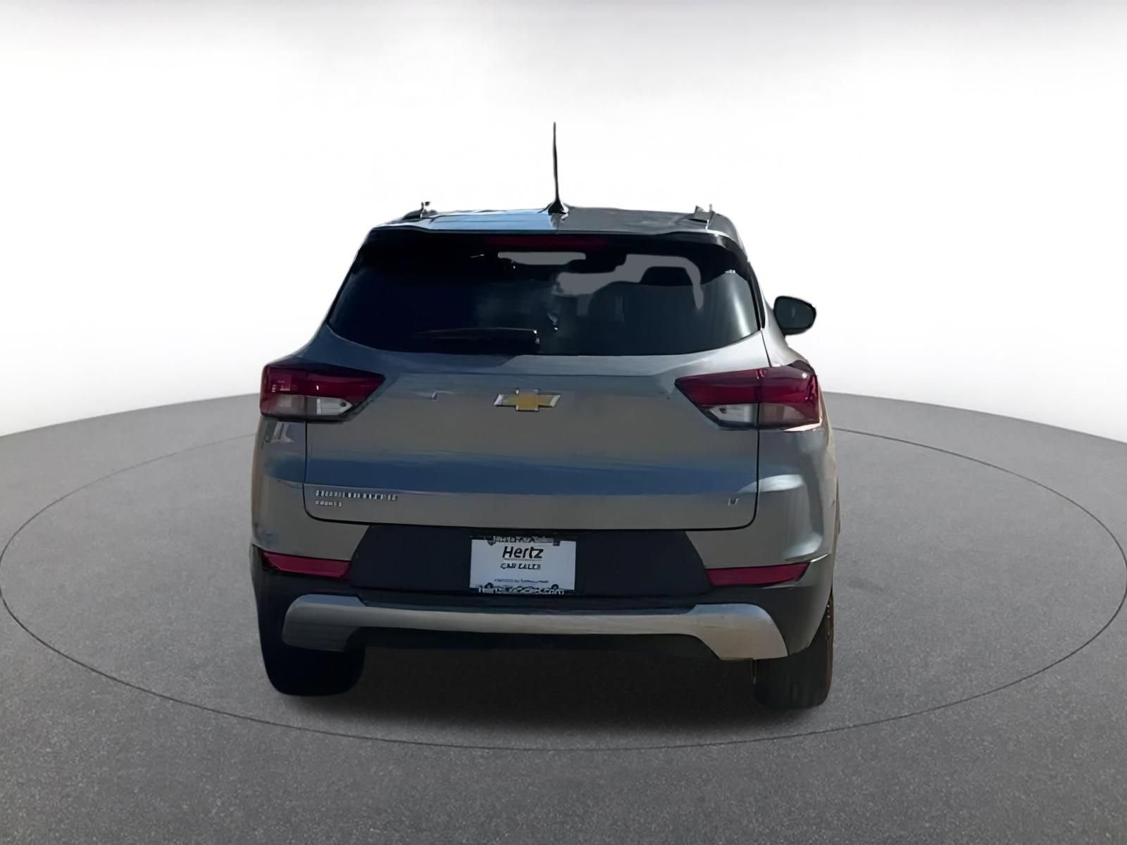 Thumbnail: 2023 Chevrolet TrailBlazer - 10