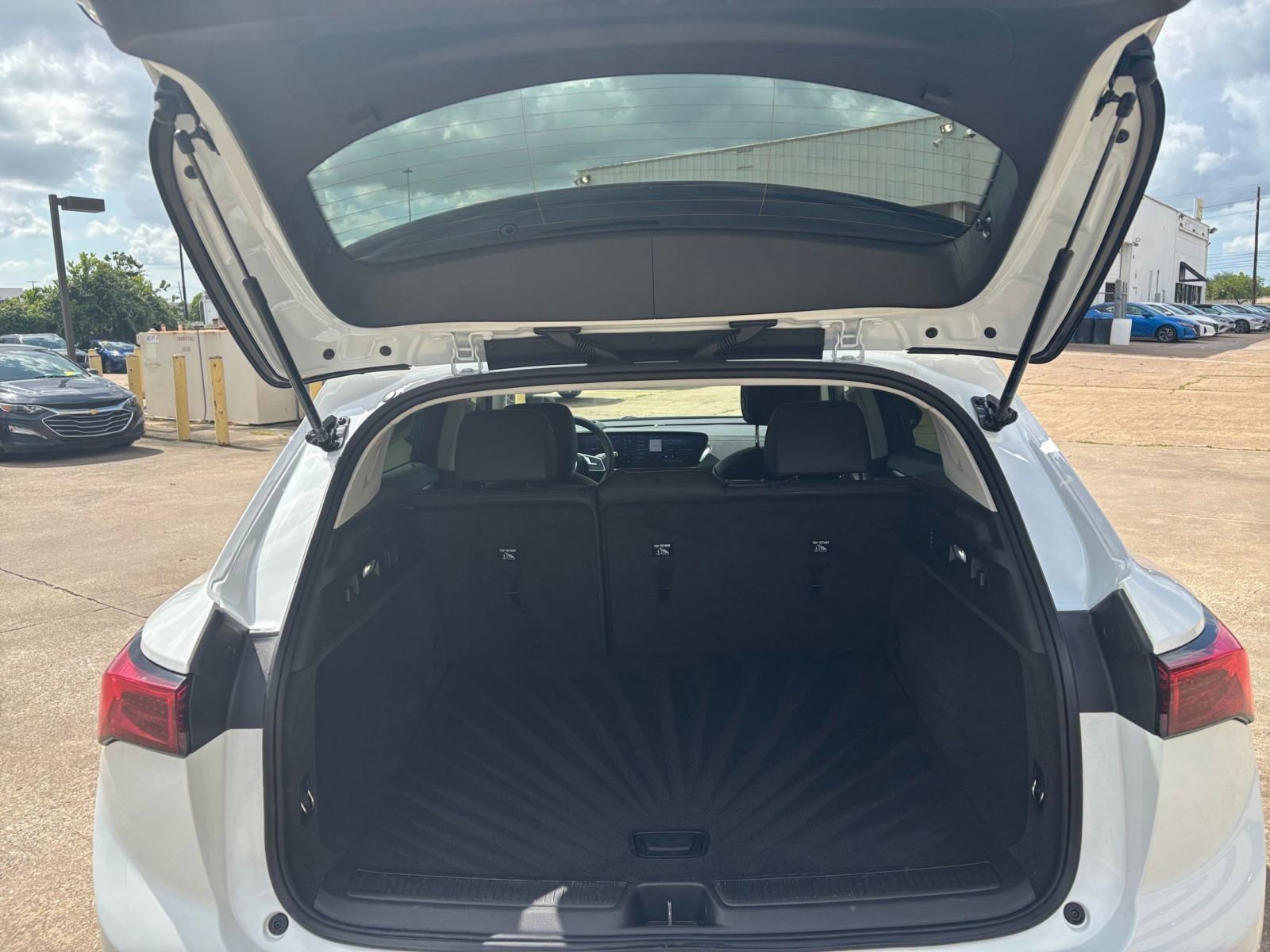 Thumbnail: 2024 Buick Envision - 31