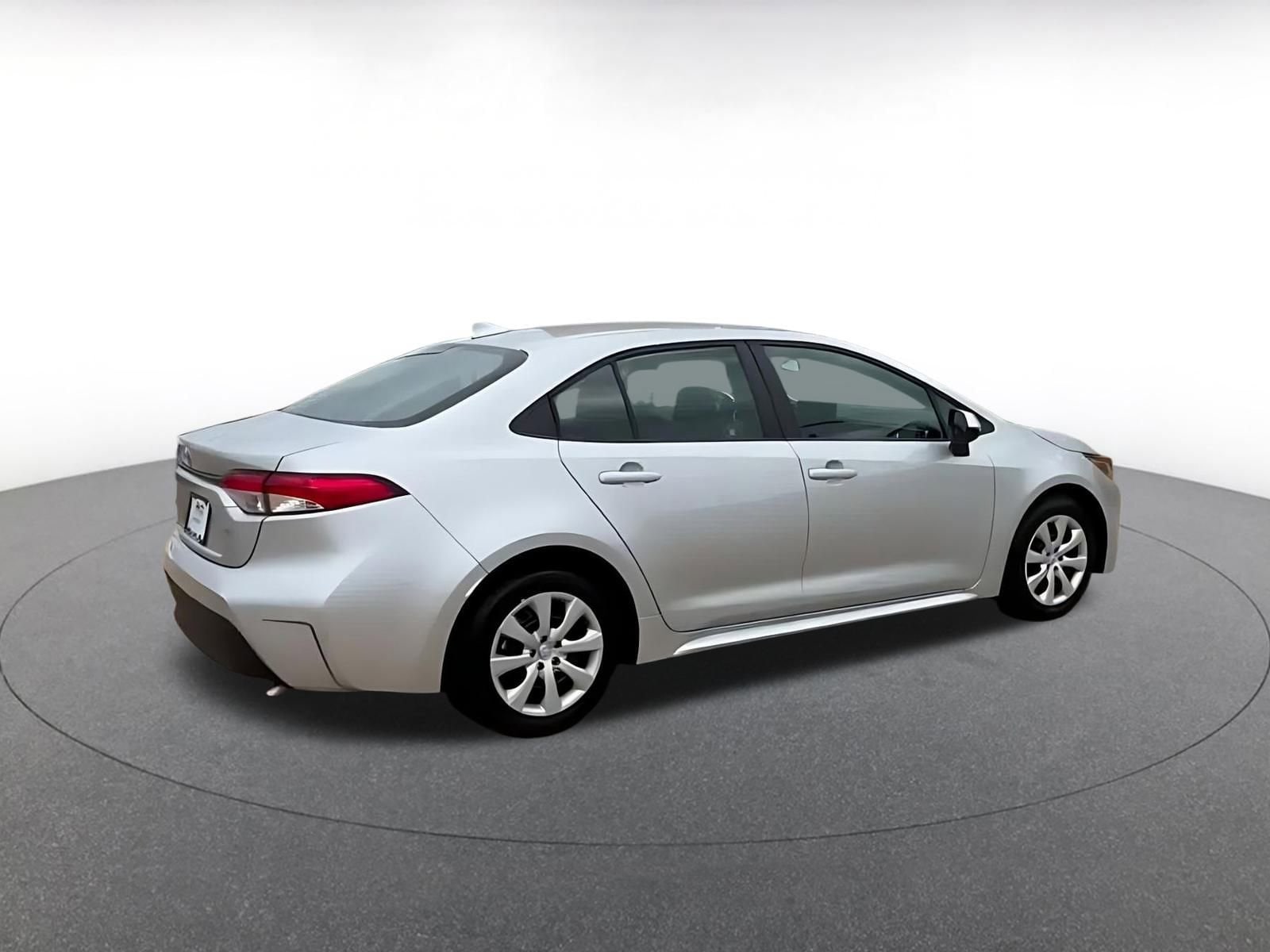 Thumbnail: 2025 Toyota Corolla - 14