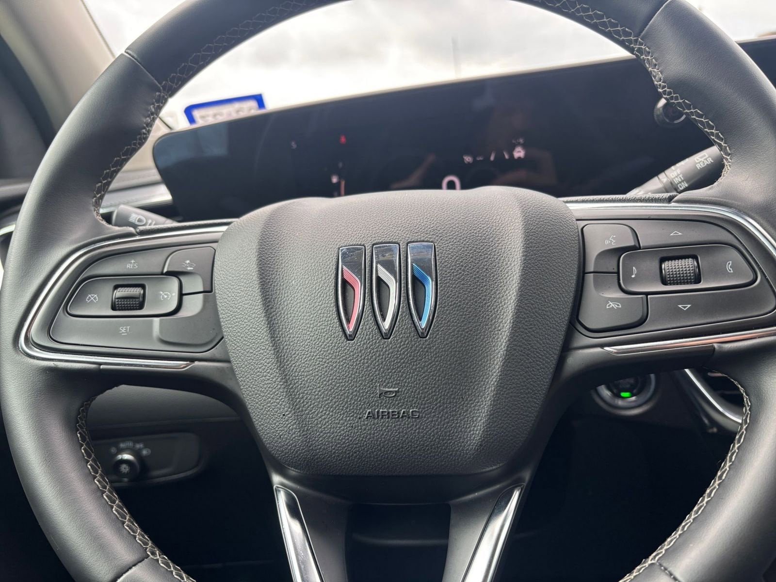 Thumbnail: 2025 Buick Encore GX - 27