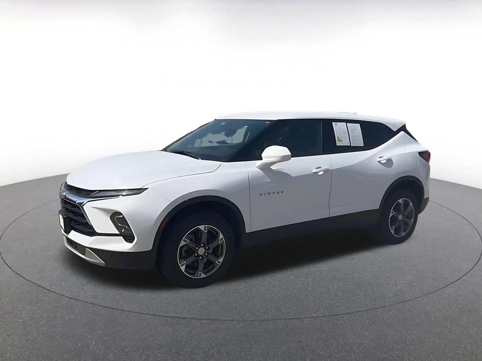 Thumbnail: 2025 Chevrolet Blazer - 8