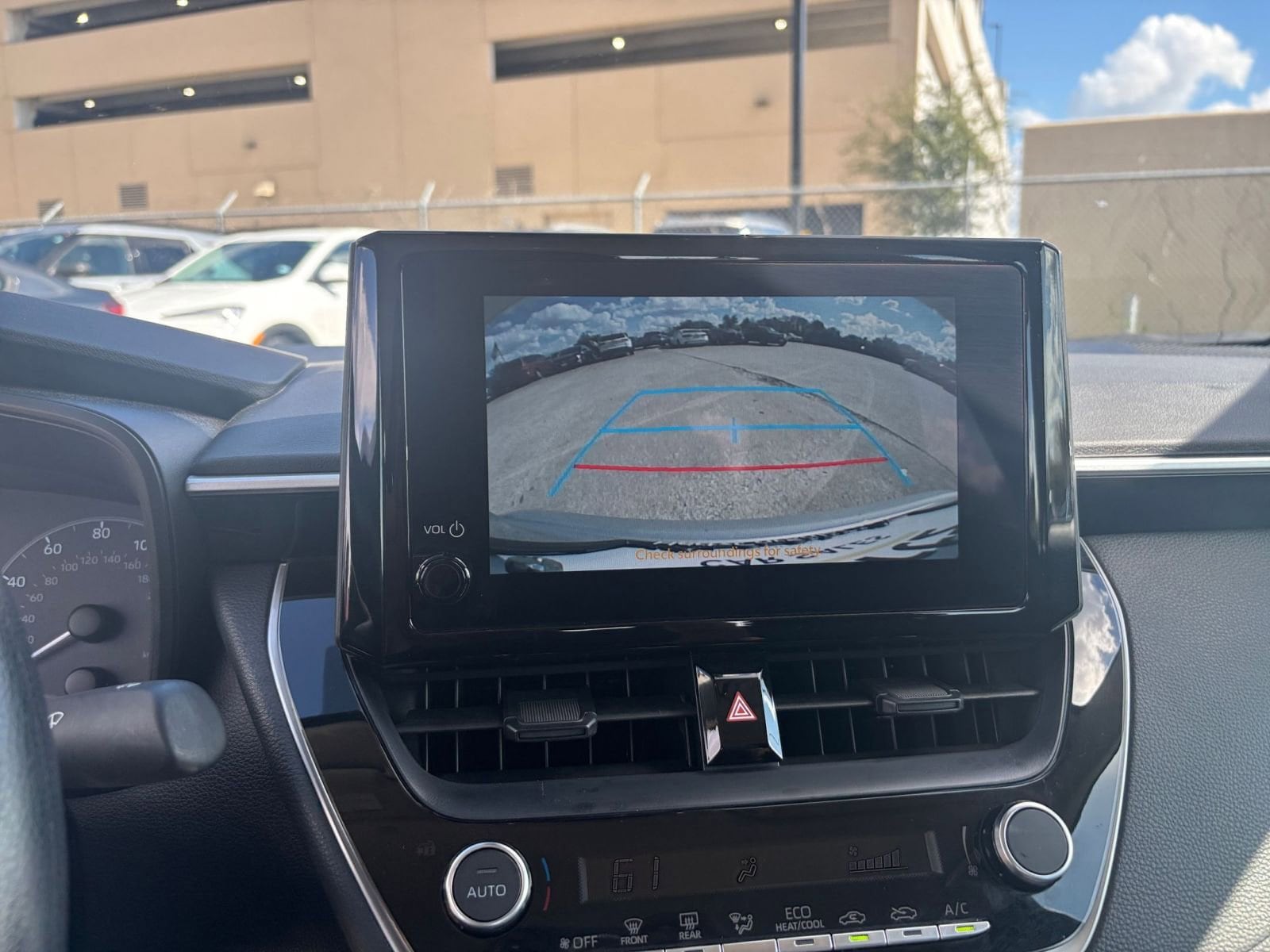 Thumbnail: 2025 Toyota Corolla - 17