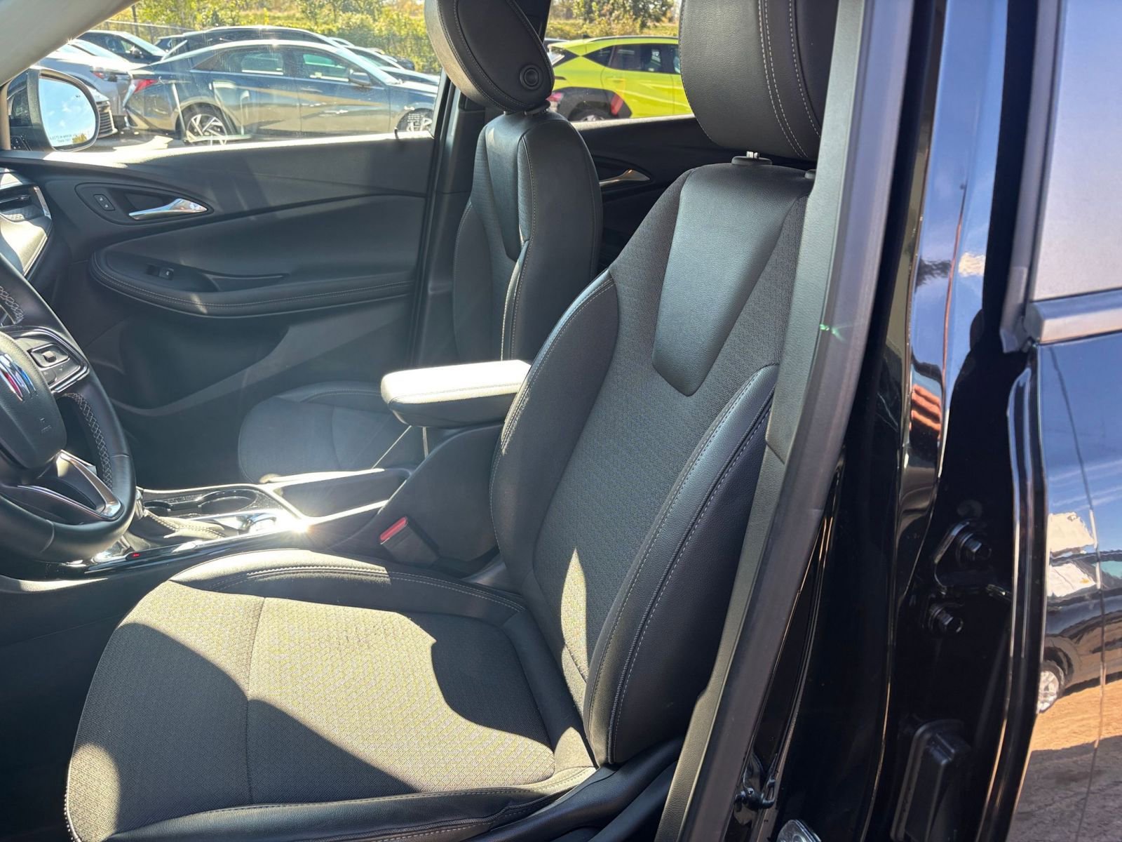 Thumbnail: 2025 Buick Encore GX - 34