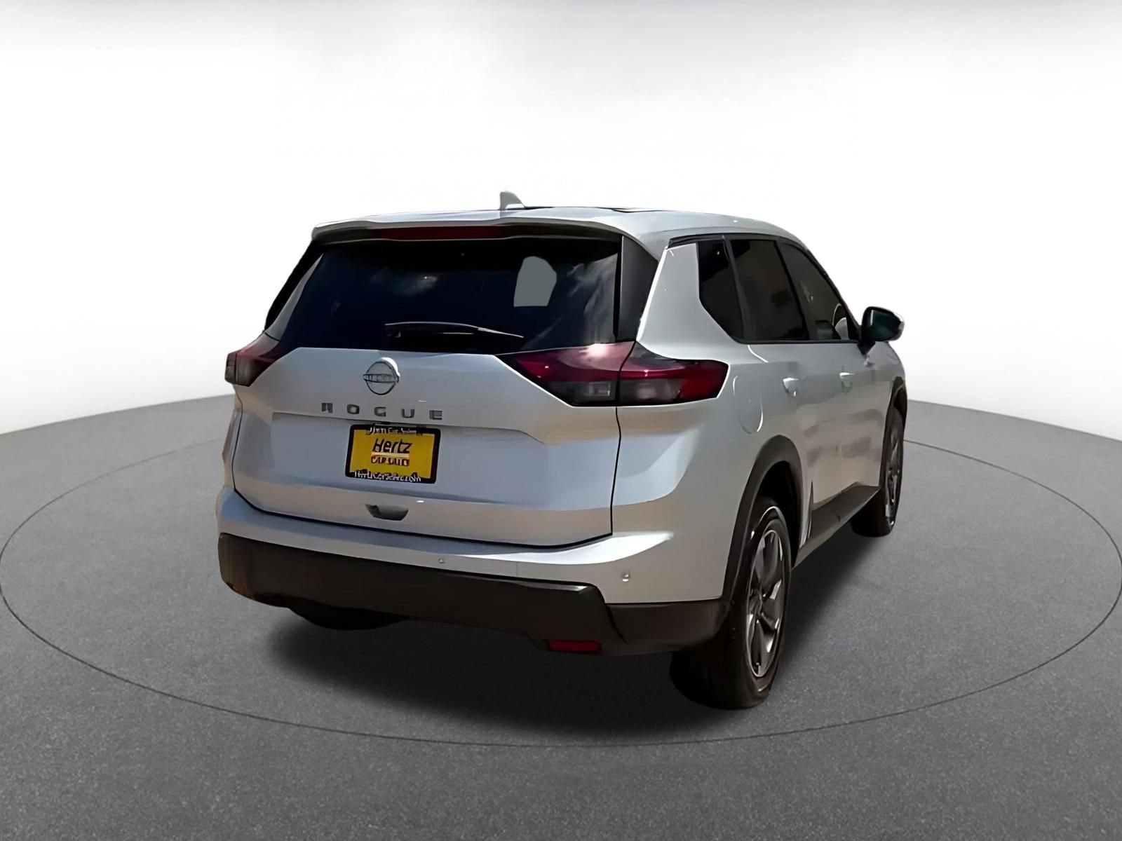 Thumbnail: 2025 Nissan Rogue - 15