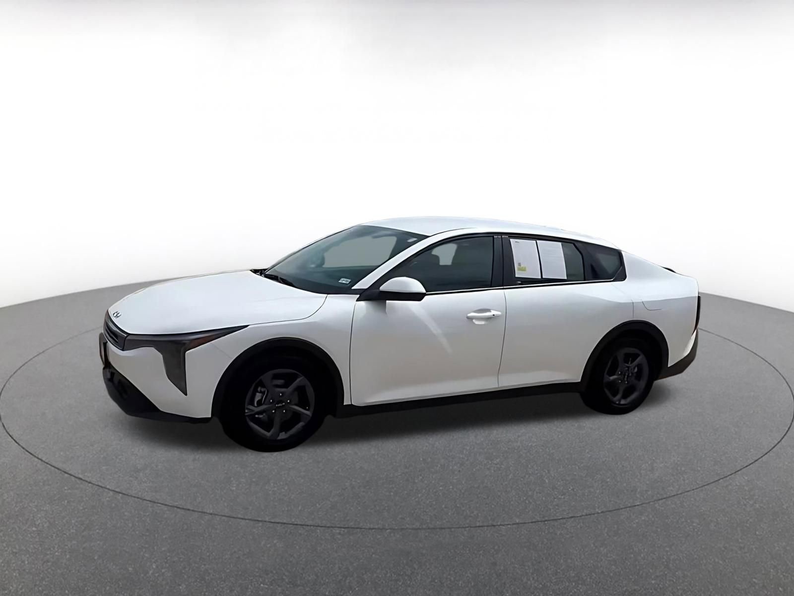 Thumbnail: 2025 Kia K4 - 9