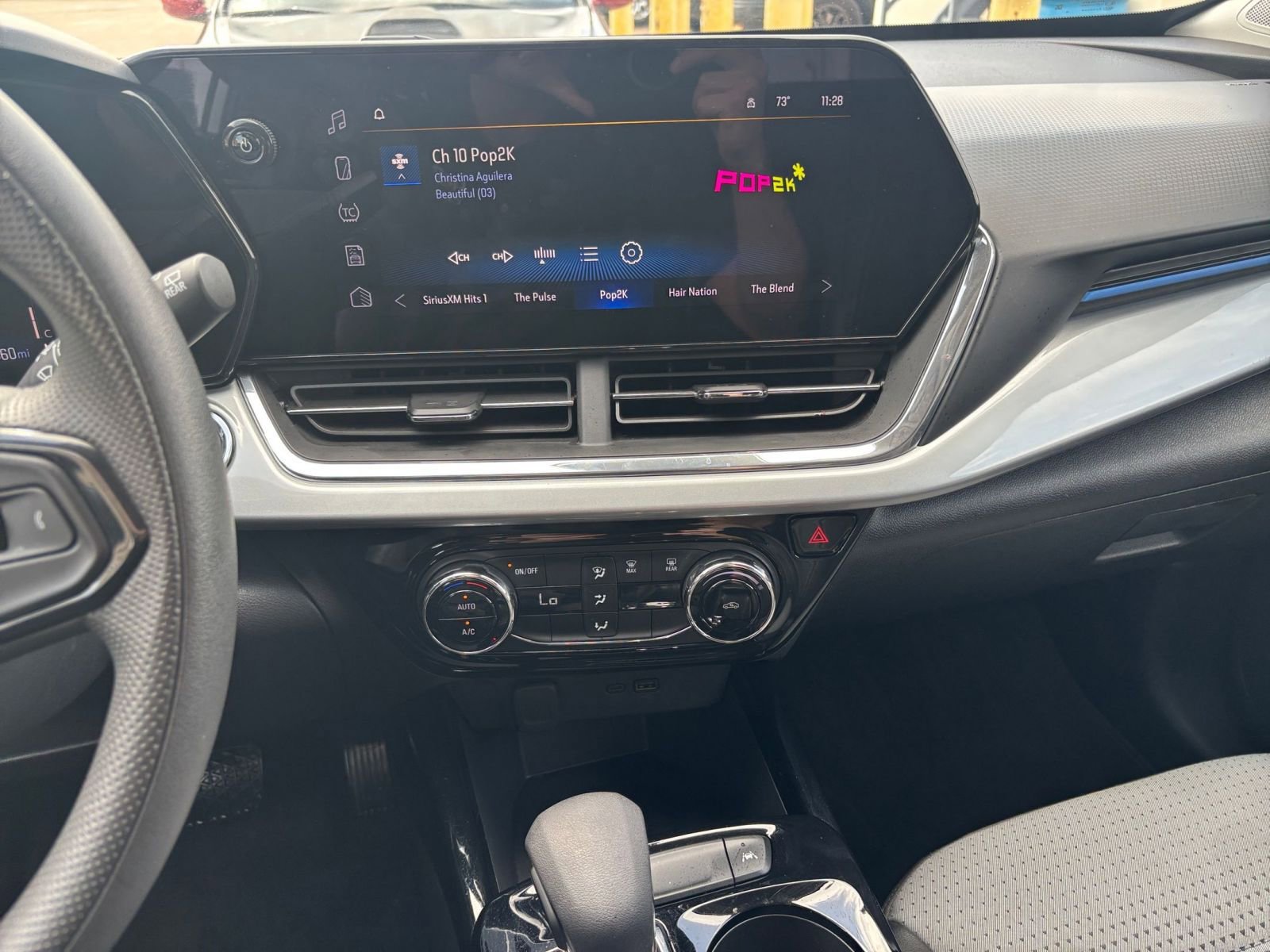 Thumbnail: 2025 Chevrolet Trax - 17