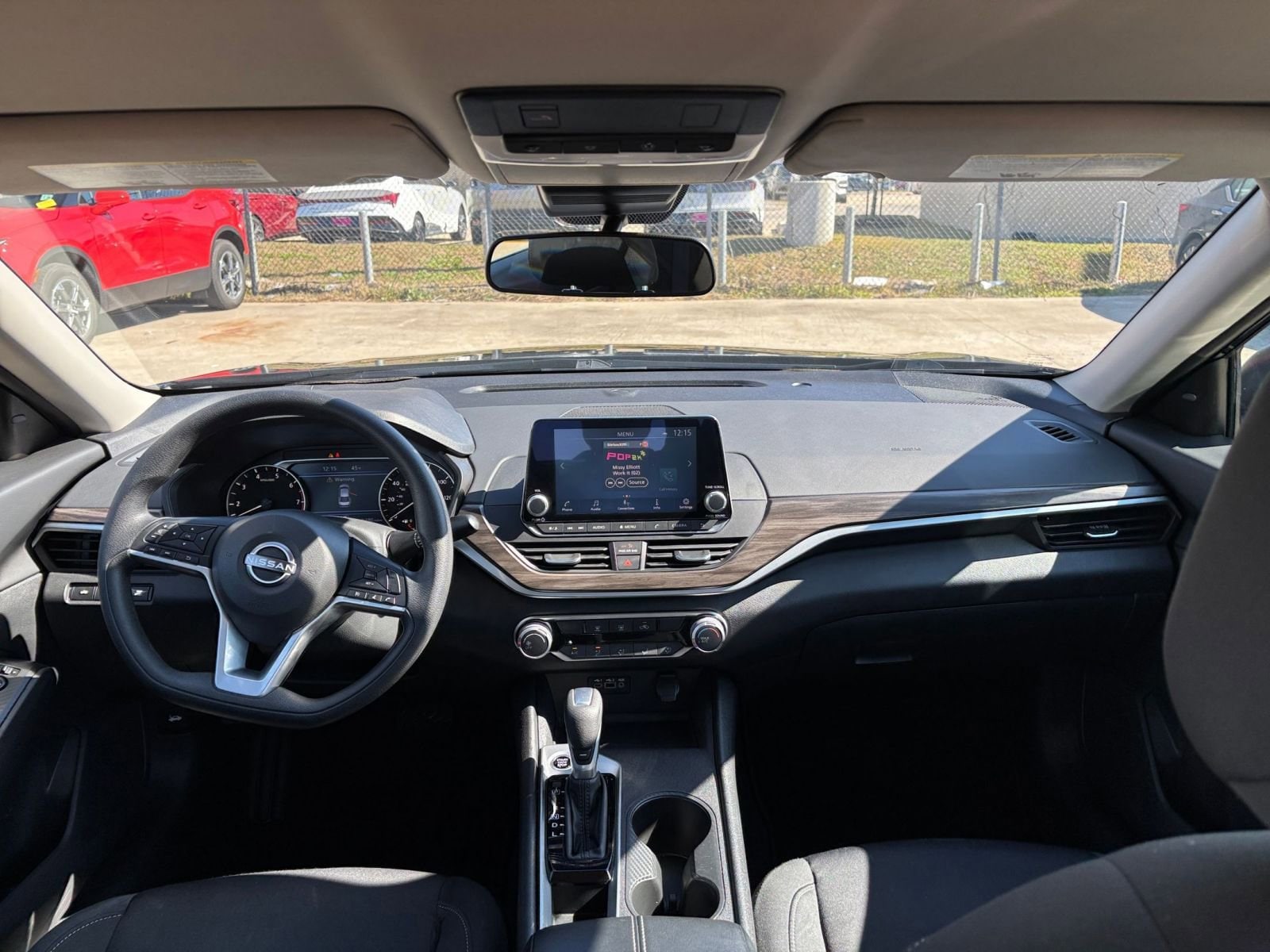 Thumbnail: 2025 Nissan Altima - 33