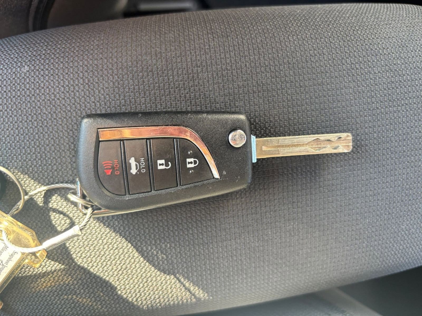 Thumbnail: 2025 Toyota Corolla - 22