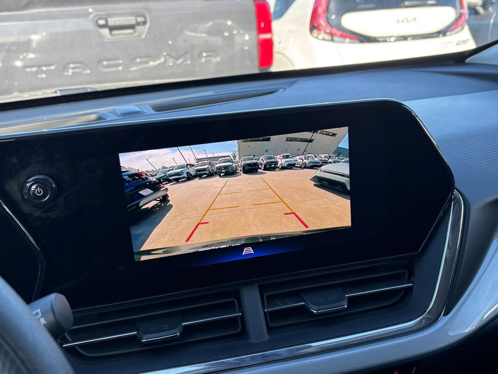 Thumbnail: 2025 Chevrolet Trax - 22