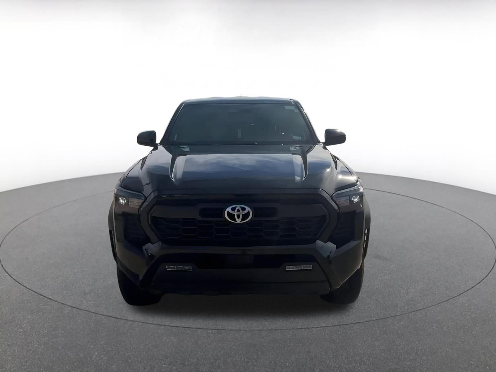 Thumbnail: 2025 Toyota Tacoma - 4