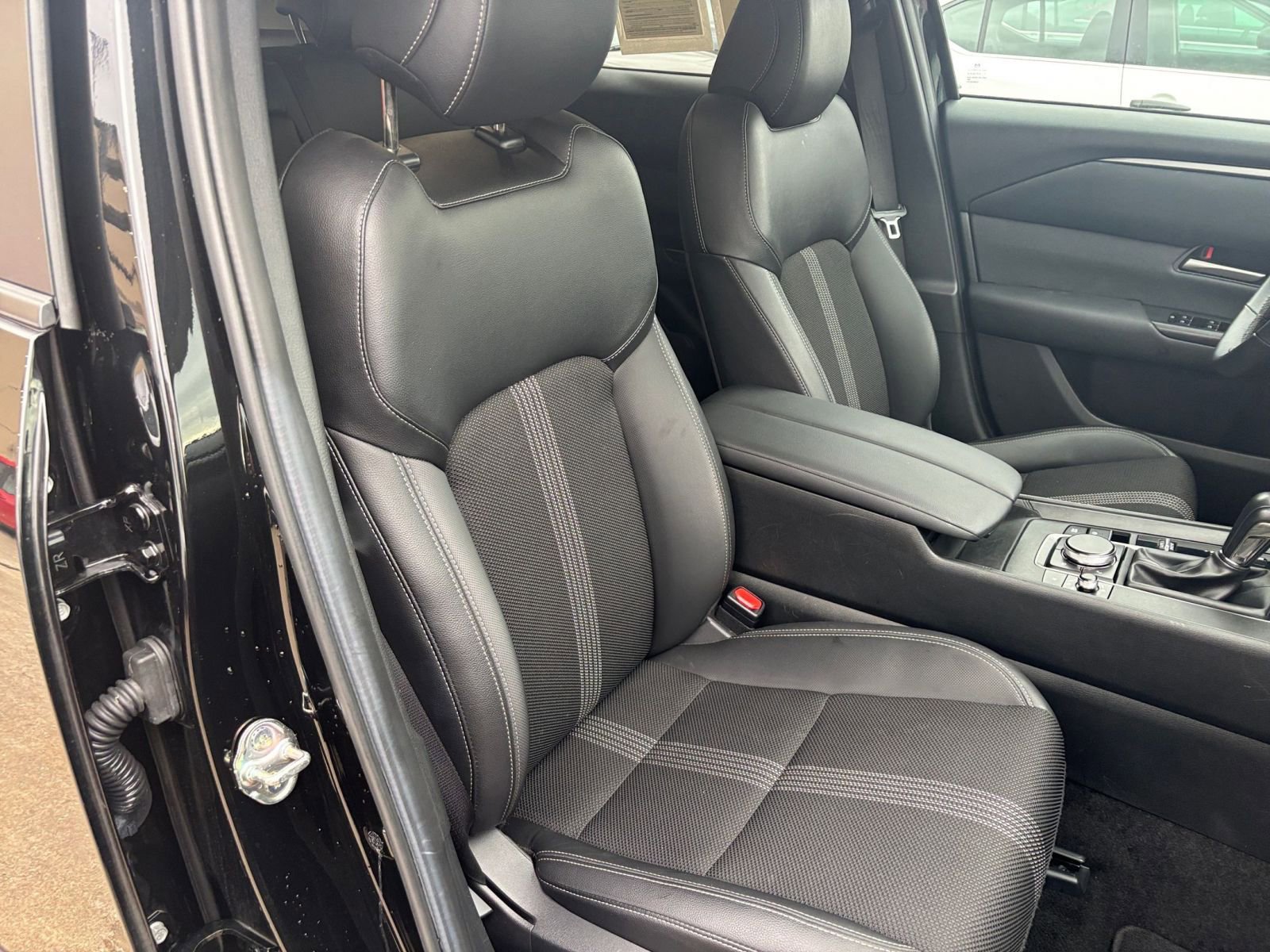 Thumbnail: 2025 Mazda CX-50 - 35