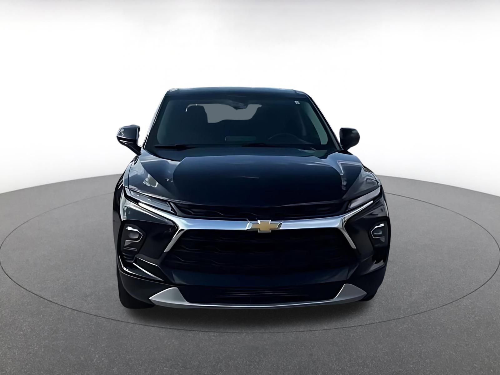 Thumbnail: 2025 Chevrolet Blazer - 4