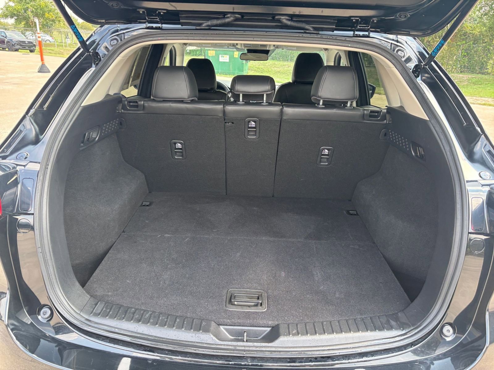 Thumbnail: 2025 Mazda CX-5 - 31